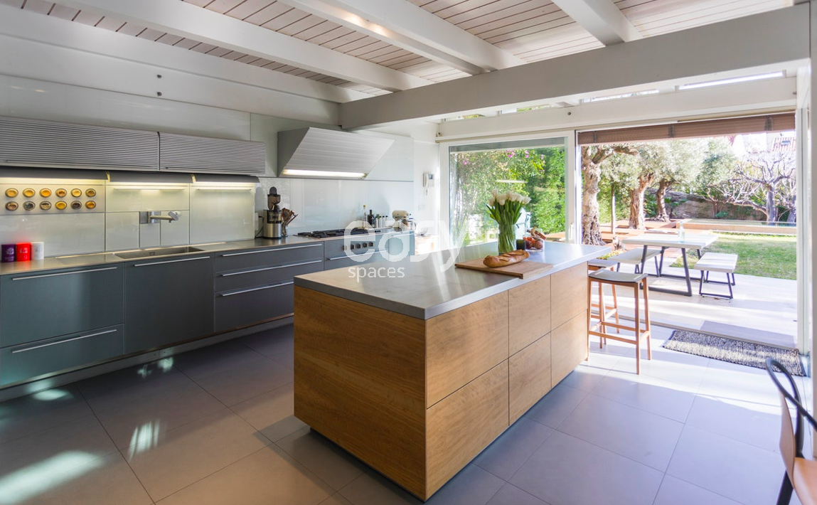 villa rental for filming and cinematographic productions in the beautiful Marseille Provence region