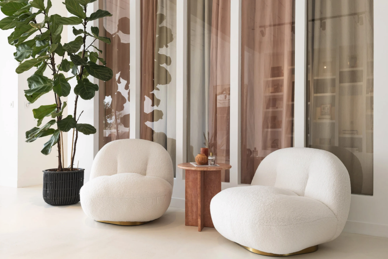 Event space located in the central area of Paris, France, ideal for various professional and private gatherings