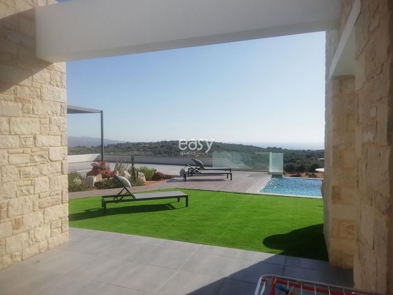 Location available for professional photo production in Crete FRANCE