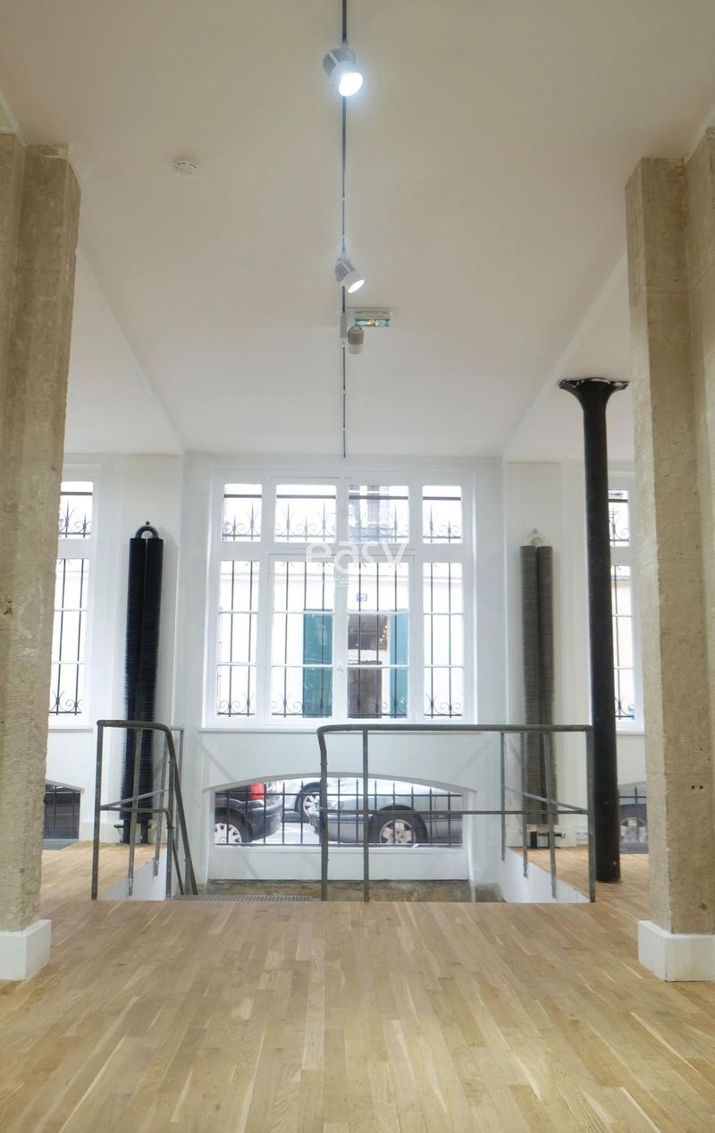 Parisian Event Space for Hosting Various Types of Gatherings and Celebrations