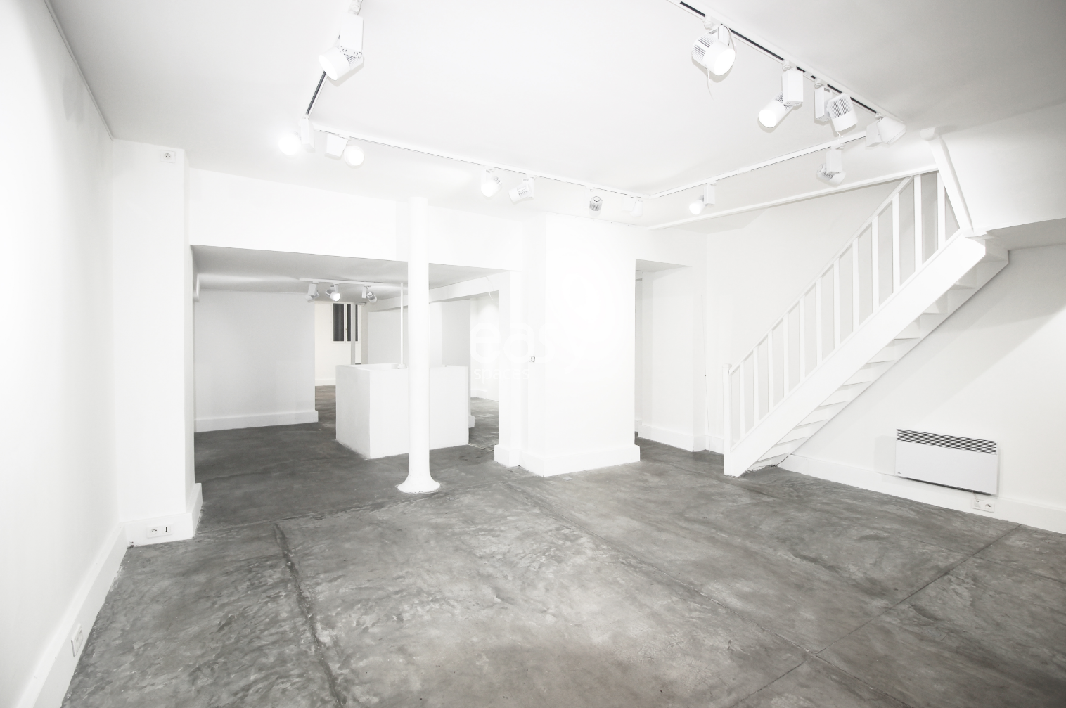 Room rental services available throughout all of Paris city