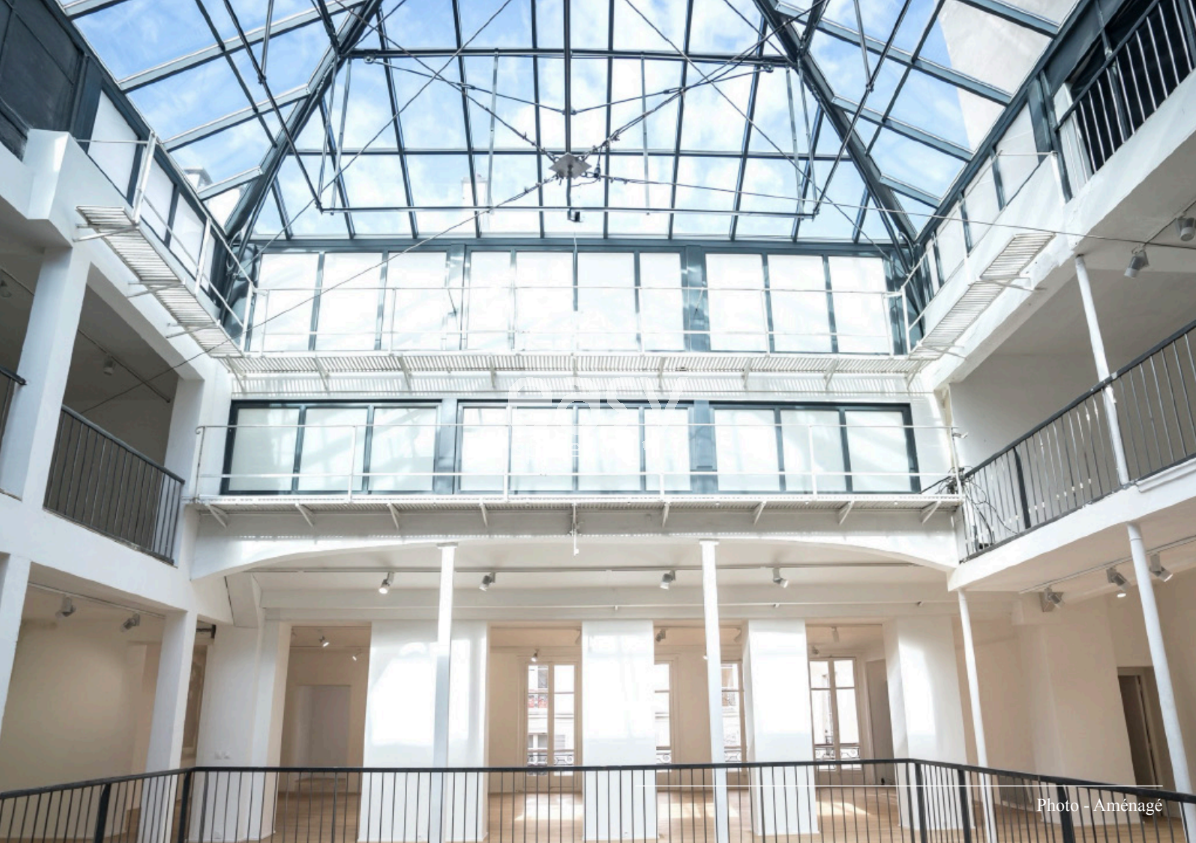 Rental of unique and unusual space especially suited for filming activities in Paris, France 75