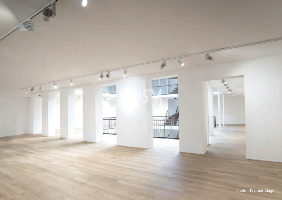 rent a unique and unusual space for filming purposes in Paris, FRANCE