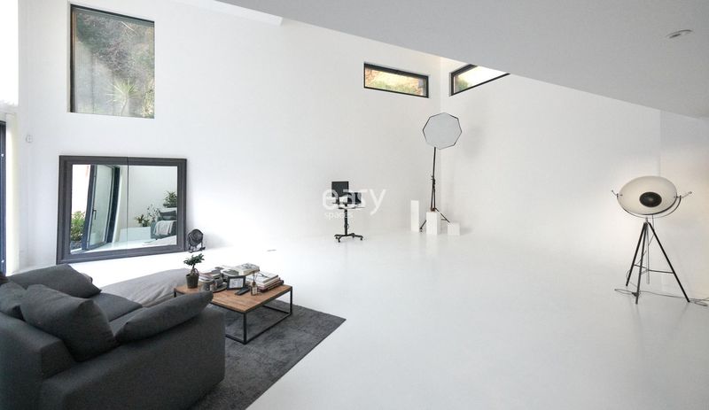 Photo studio available for rent in the beautiful city of Nice, France