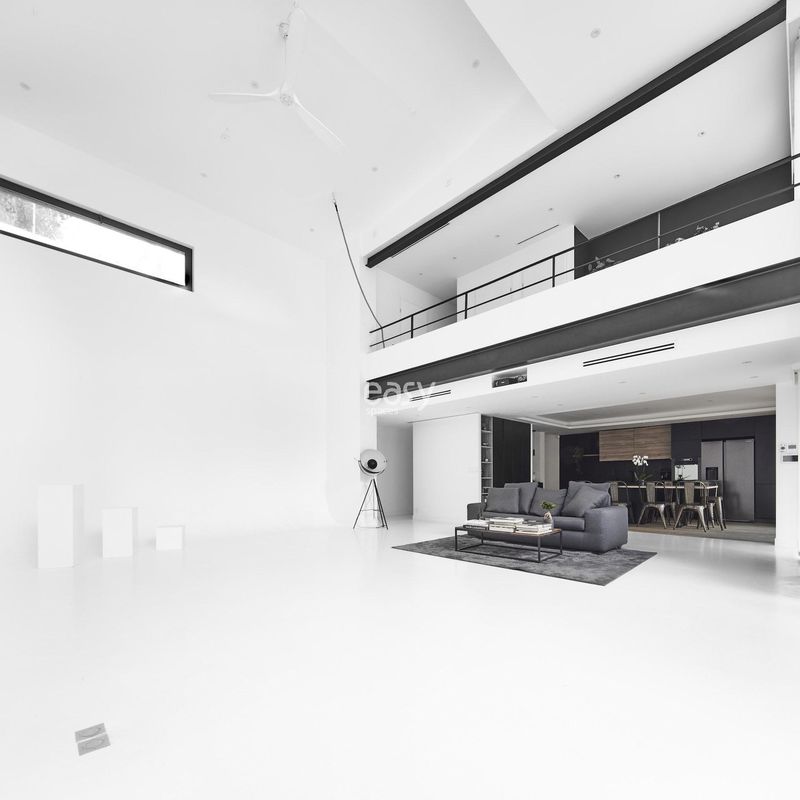 spacious and modern loft available for rent for private or corporate events in Nice FRANCE