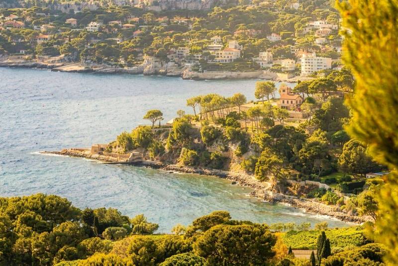 Rent a house for filming Marseille south France
