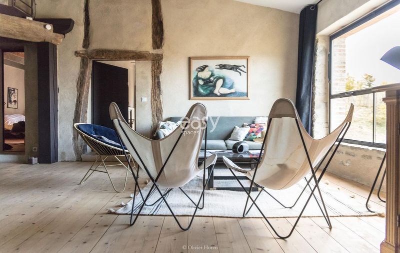 Bohemian style photoshoot location in FRANCE perfect for natural and artistic photography