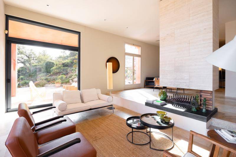 Renting a Contemporary Modern House for a Photo Shoot in Saint Tropez, FRANCE