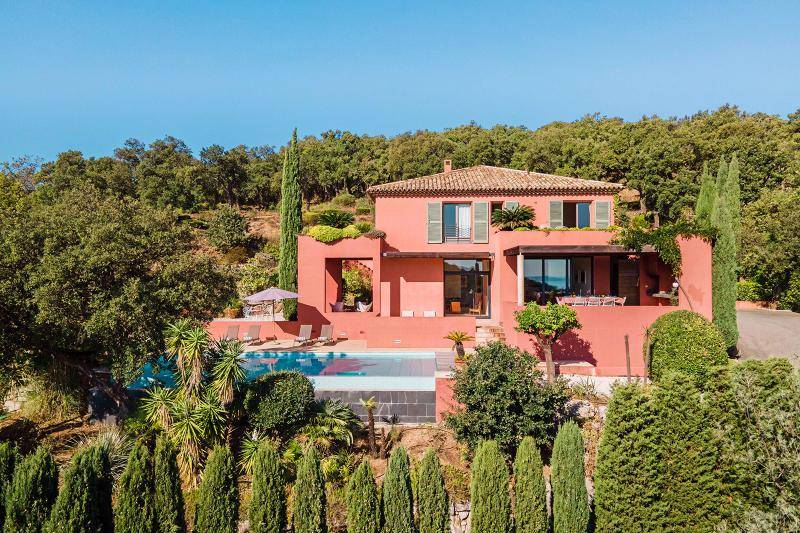 Colorful house available for rent for professional photo shooting in Saint Tropez, FRANCE