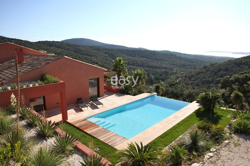 places and scenic backgrounds depicting the beautiful town of Saint-Tropez