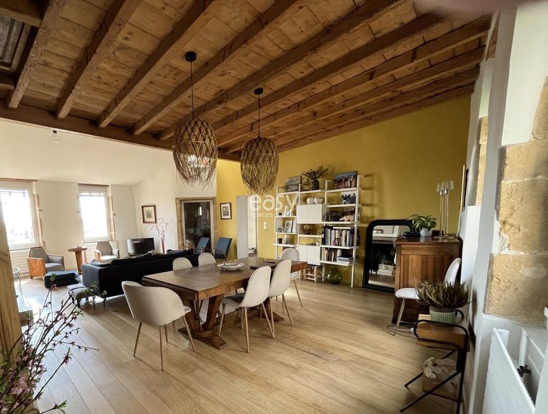 apartment available for professional photo shoots and photography sessions in Lyon, FRANCE