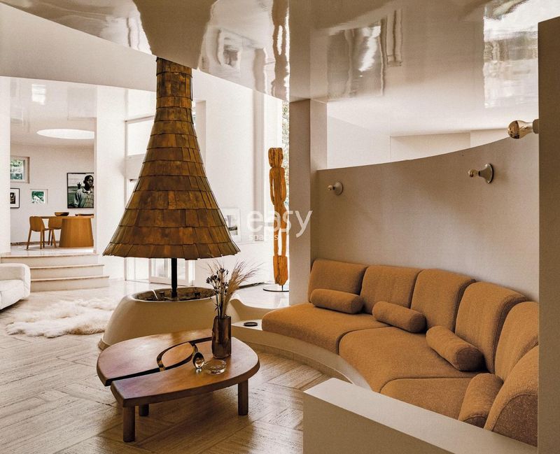 1970s Villa Located in France Intended for Professional Photo Shoots and Creative Photography Sessions