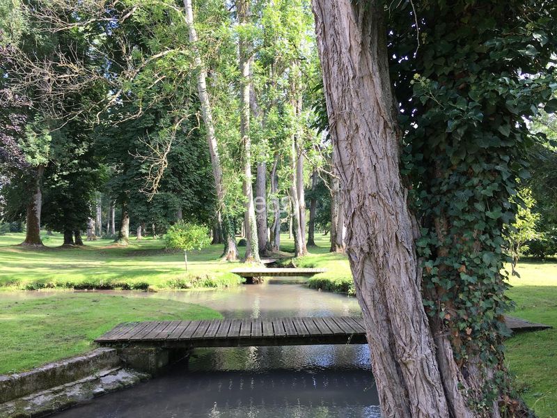 Bucolic and Picturesque Location Perfect for a Photo Shoot in Paris, France