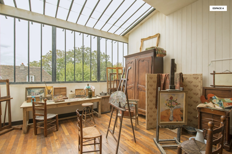 rent an artist's studio in Paris