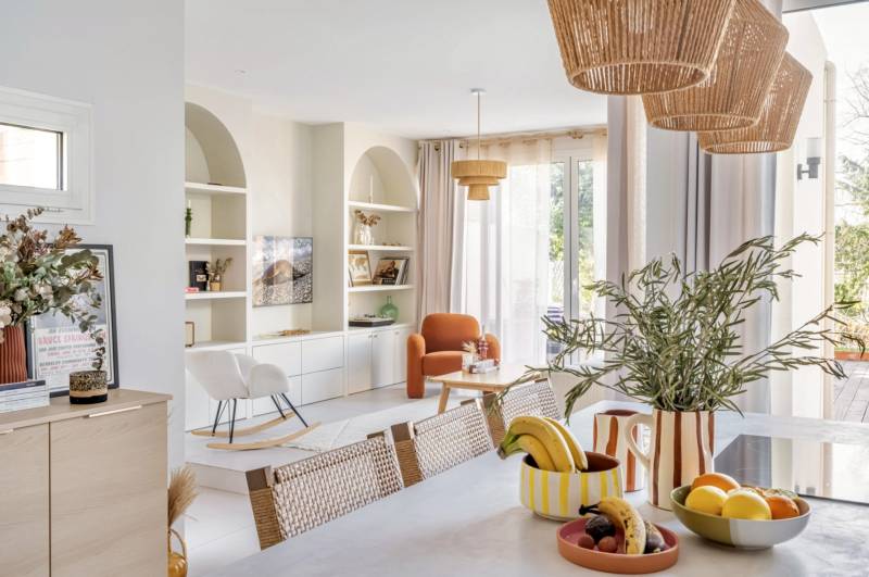 Minimalist house available for rent in FRANCE for professional photoshoots in Paris city