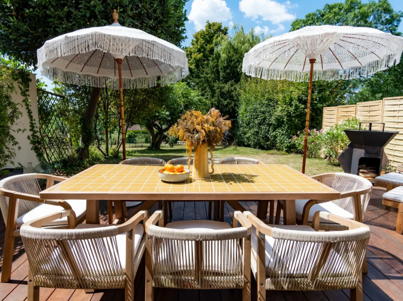 Event venue with garden located in Paris, FRANCE