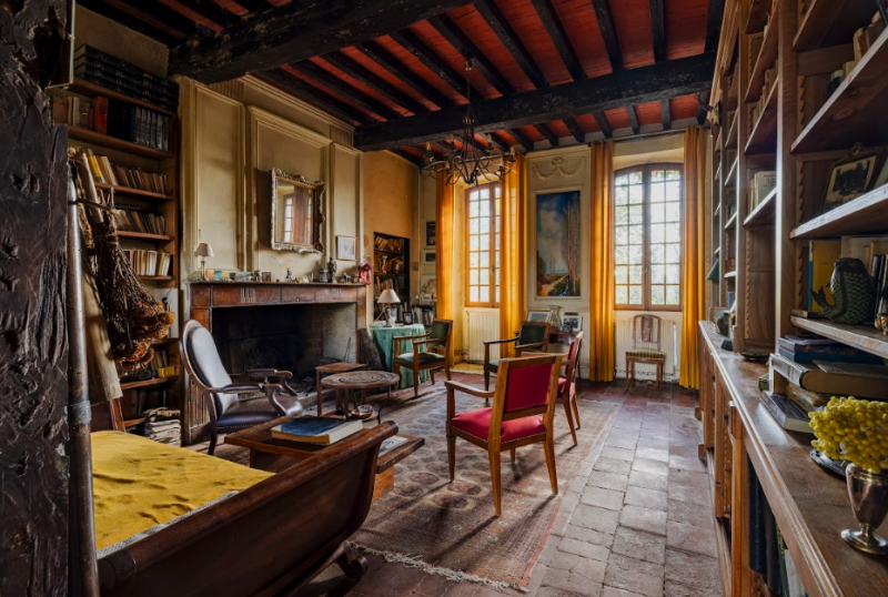 Renting a family home for filming in the Gers region