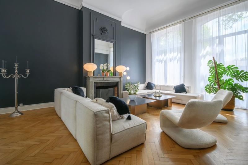 rent a house for a photoshoot near Lille