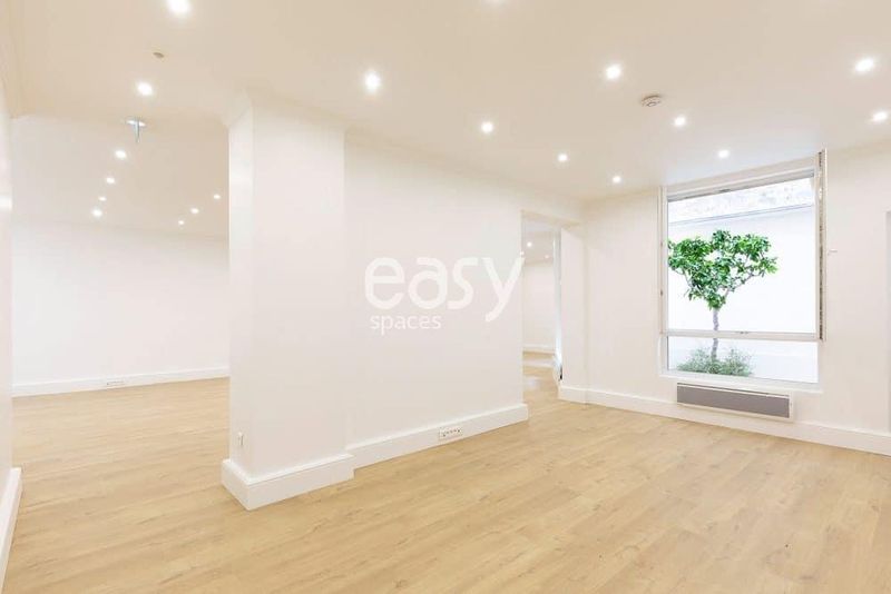 loft to rent for event in Paris, France, available for various occasions and gatherings