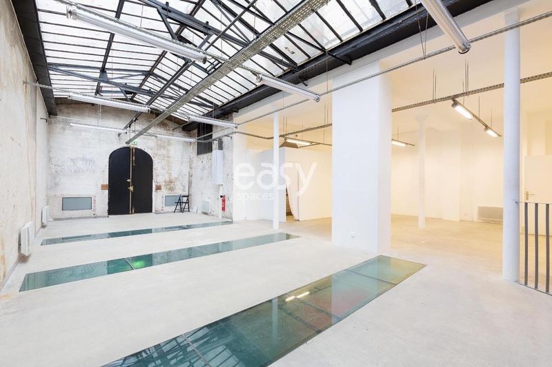 Rental of an Unusual Event Venue Location in Paris, 75, FRANCE