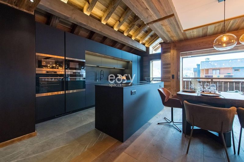 mountainous filming location site in France with scenic natural landscapes