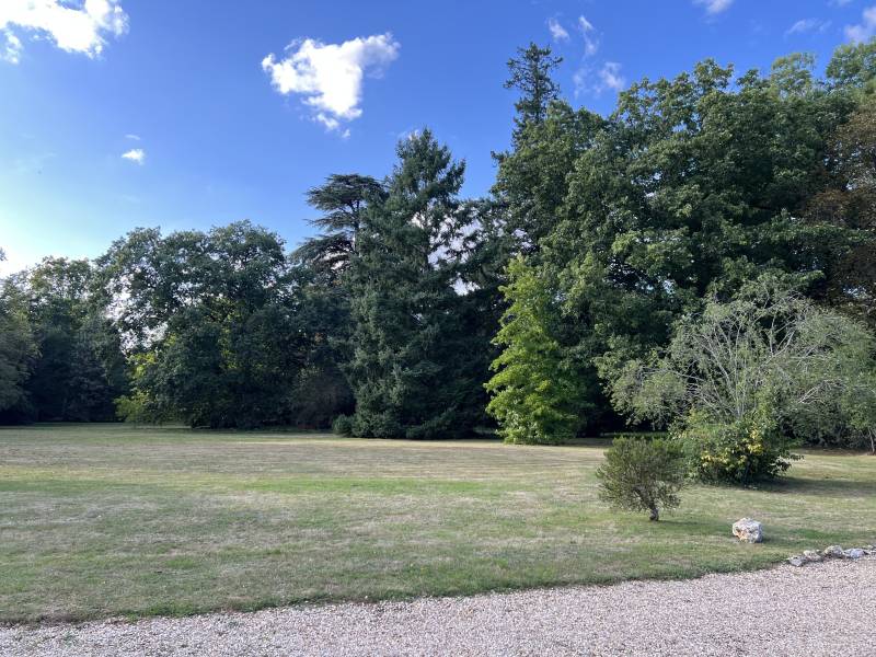 Renting an Entire Castle in France for an Exclusive and Prestigious Product Launch Event