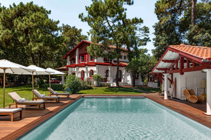 A beautiful and spacious shooting location available for rent in Hossegor, FRANCE