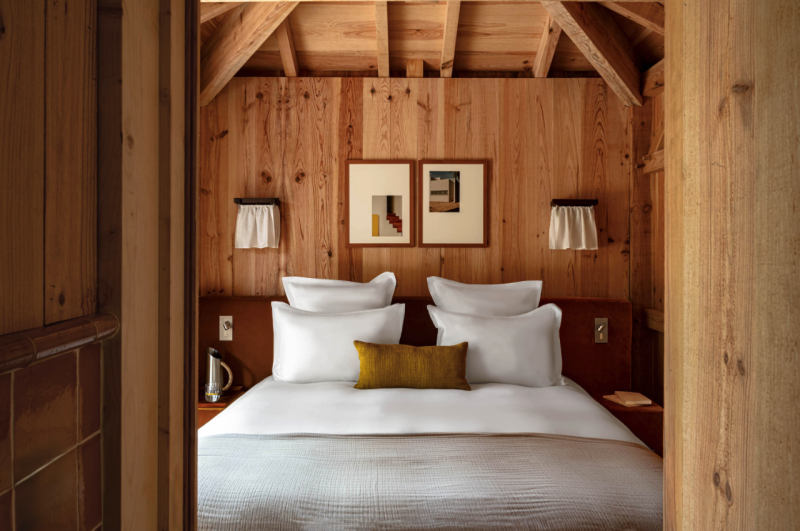 Scenic decoration setup designed for a photo shoot at Cap-Ferret in FRANCE