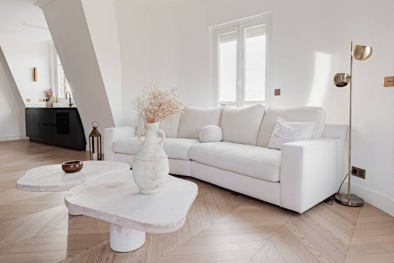 Parisian apartment available for rent for an exclusive press launch event in France