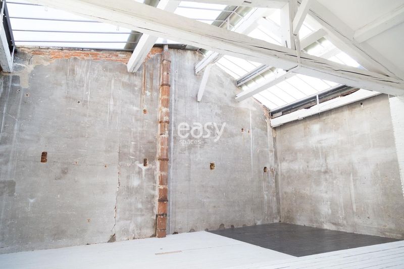 venue of the loft type suitable for holding events in the city of Toulouse