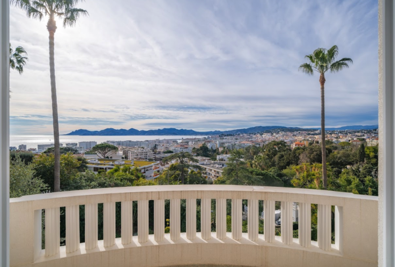 renting a house for a Cannes film shoot