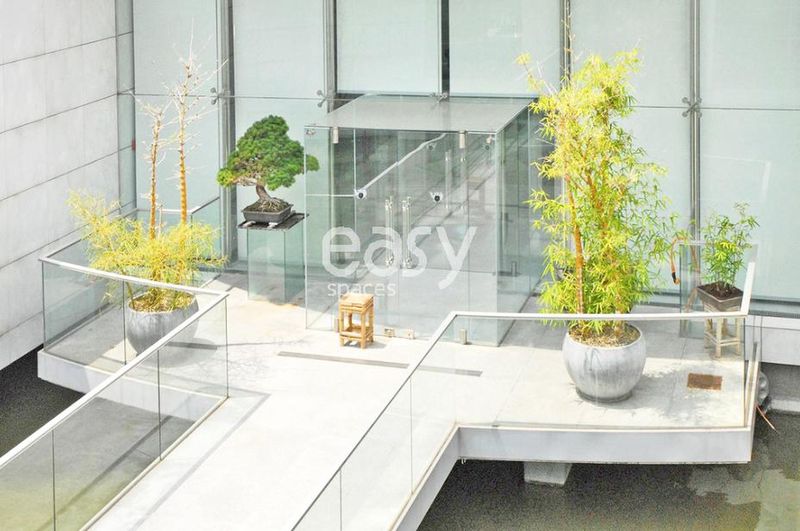 rental of locations for advertising photoshoots and television series filming in Nice