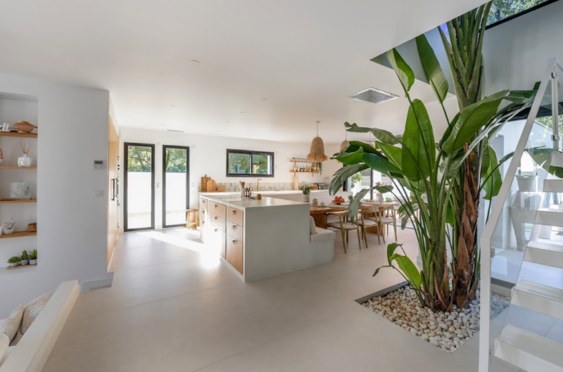 Modern house for rent for photo and film shoots in Arcachon Bay