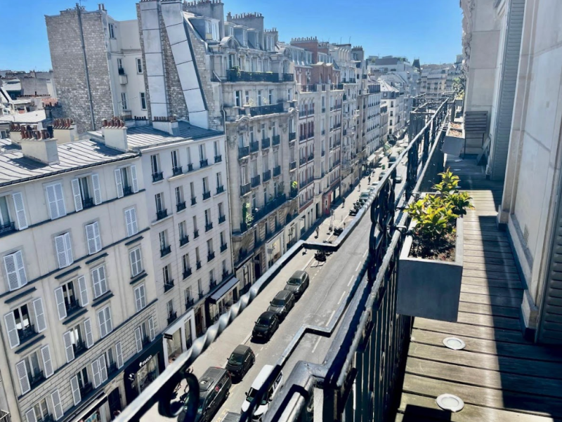 rent a Parisian apartment for a film shoot in the center of Paris