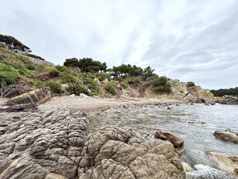 rent an unusual and unique space for a professional photo shoot in the Var region in FRANCE
