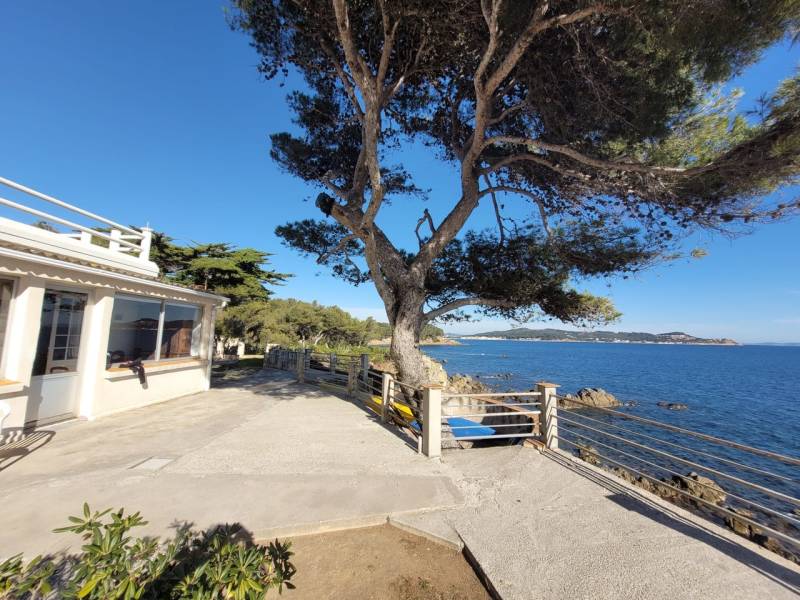 Location for a photo shoot with a sea view in the Var region of FRANCE