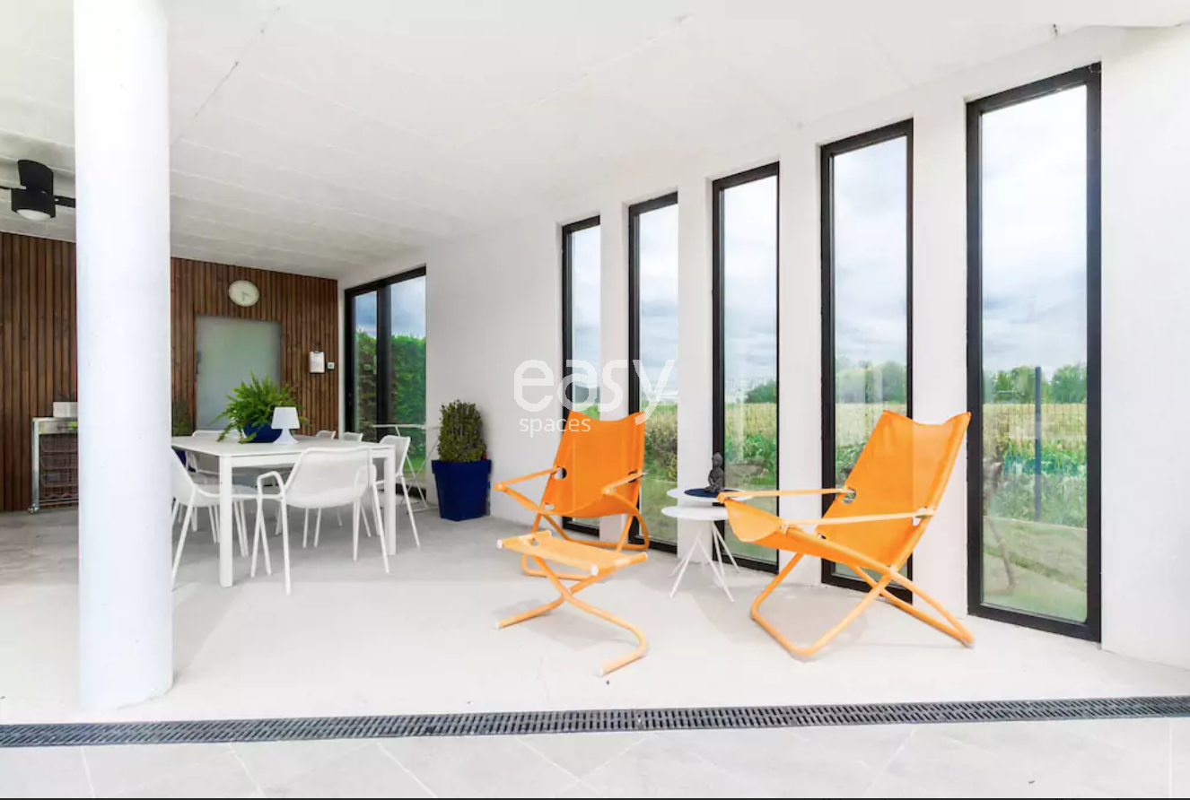 The location chosen for the photoshoot in the beautiful city of Toulouse