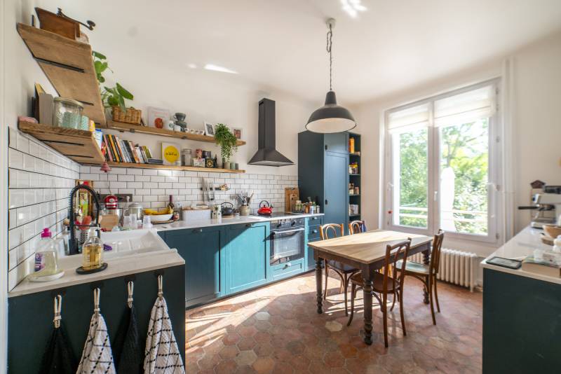 rent a location for a children's photography shoot in Paris, FRANCE