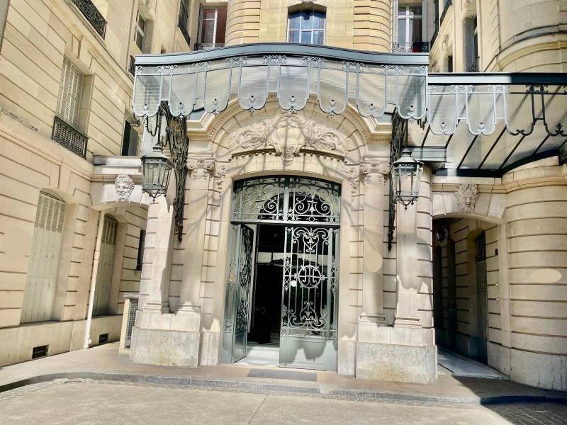 rent an entrance hall for a photo shoot in Paris