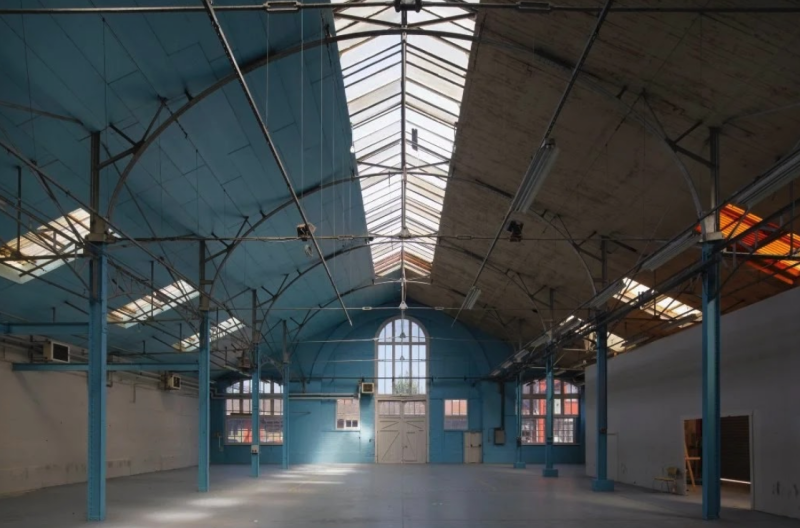 industrial shooting location in Paris