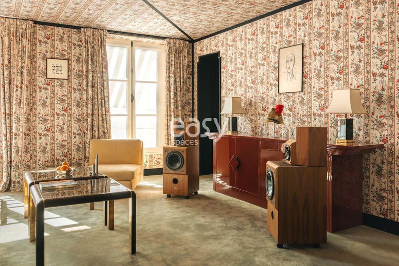 atypical 1970s style location for filming in Paris, FRANCE with unique vintage decor