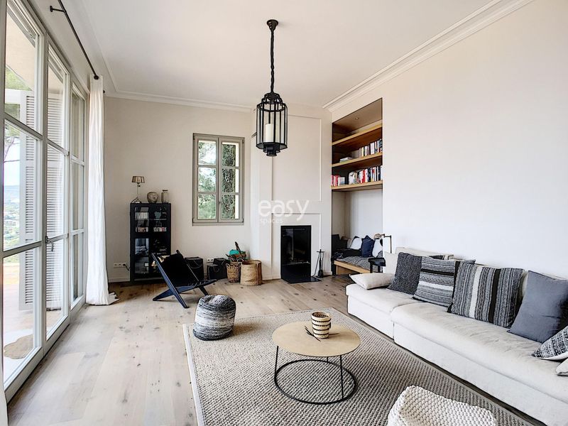 private villa available for rent specifically designed for hosting exclusive events and special occasions