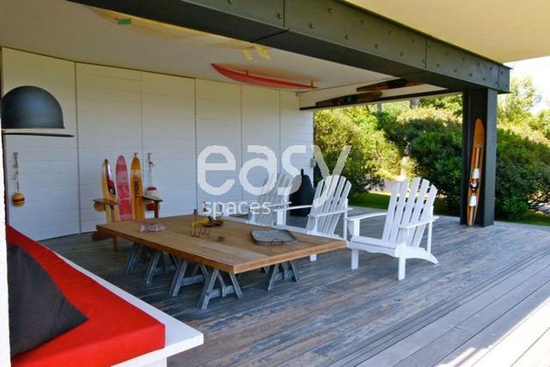 location of the photo shoot in the Provence-Alpes-Côte d'Azur region in the southeast of France