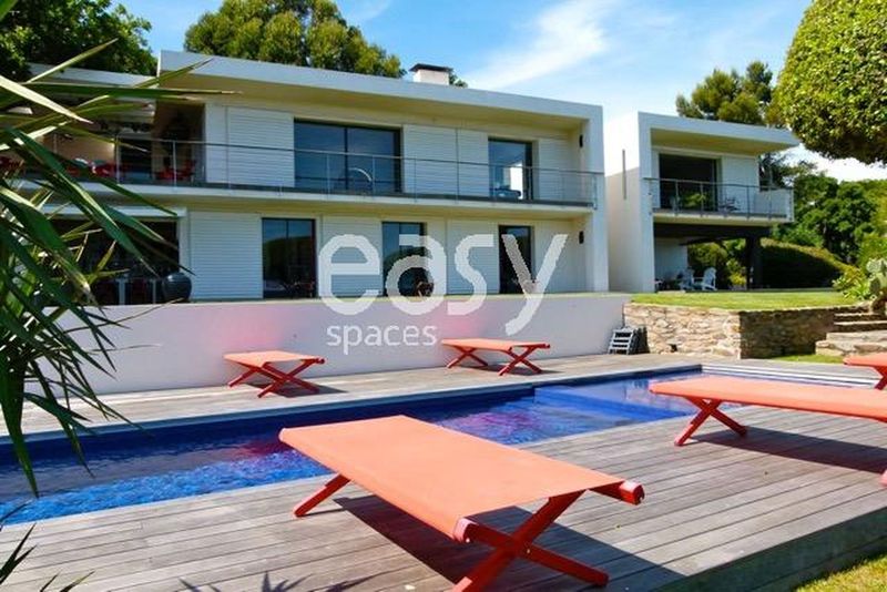 unconventional and unique spaces located in the beautiful and iconic town of Saint Tropez