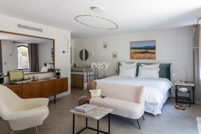 House available for rent for filming purposes in FRANCE