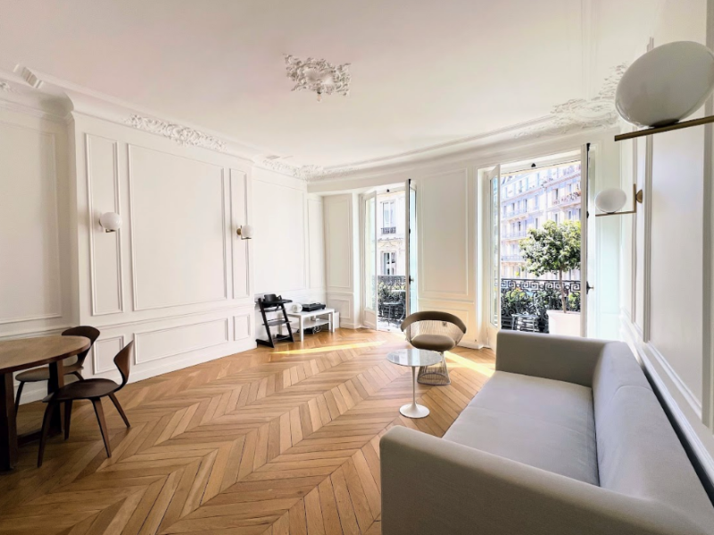 Parisian apartment for rent for filming