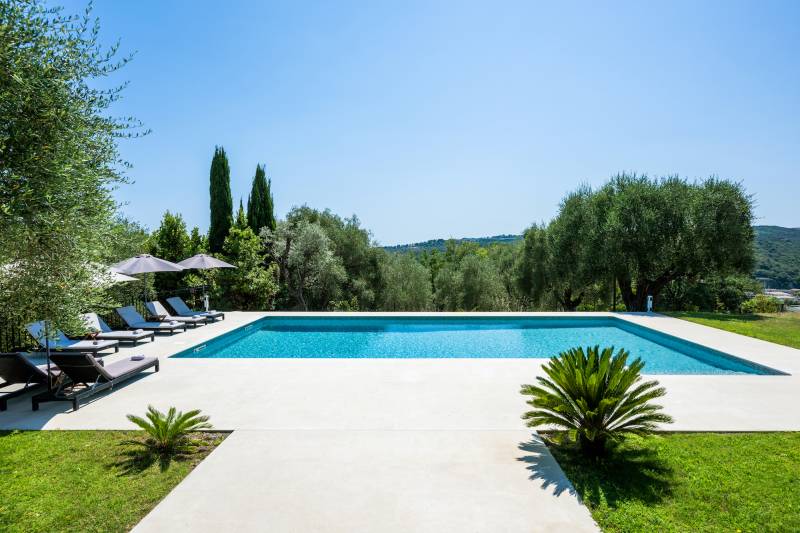 Beautiful Belle Époque Villa Ideal for Professional Photo Shoots and Artistic Photography in FRANCE