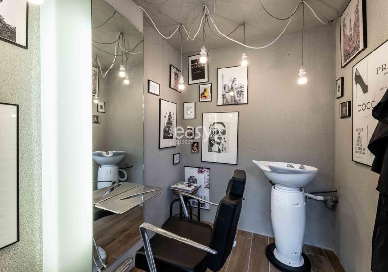 Place available for exclusive private booking for events near Paris, France