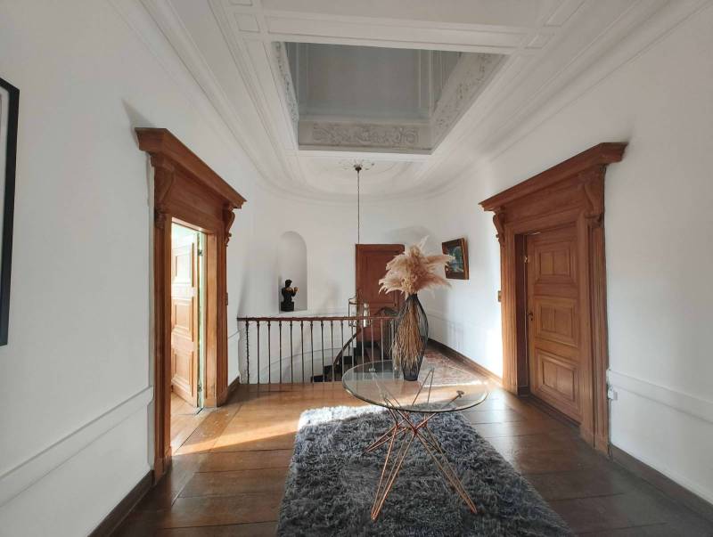 Classic private mansion for rent for video shoots in Lille