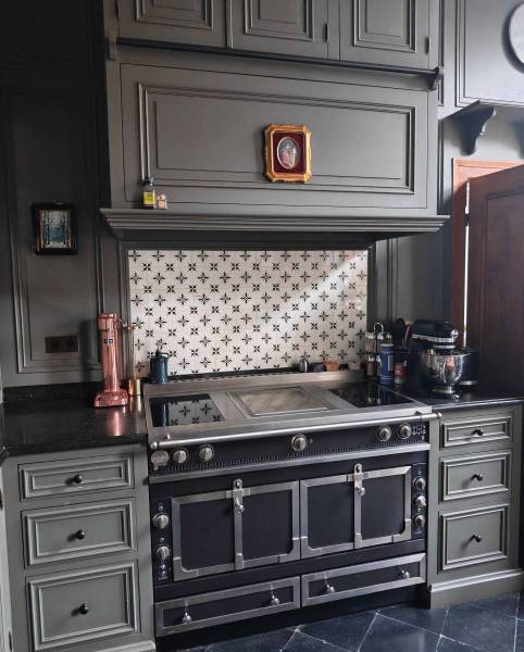 Private mansion for rent for lifestyle photoshoots in Lille